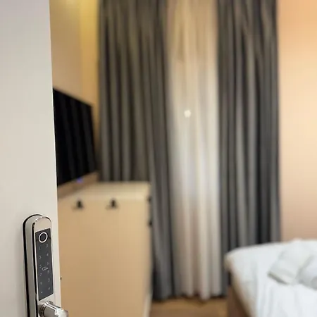 Djakbe Hotel *